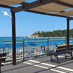 Casa Pineta بيت للعطل